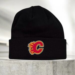 ✨HOST PICK✨🆕Adult | Calgary Flames NHL Black Beanie